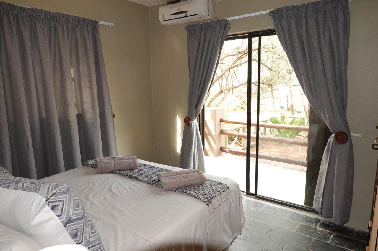 Villa Marloth Park Hippo House Exterior foto